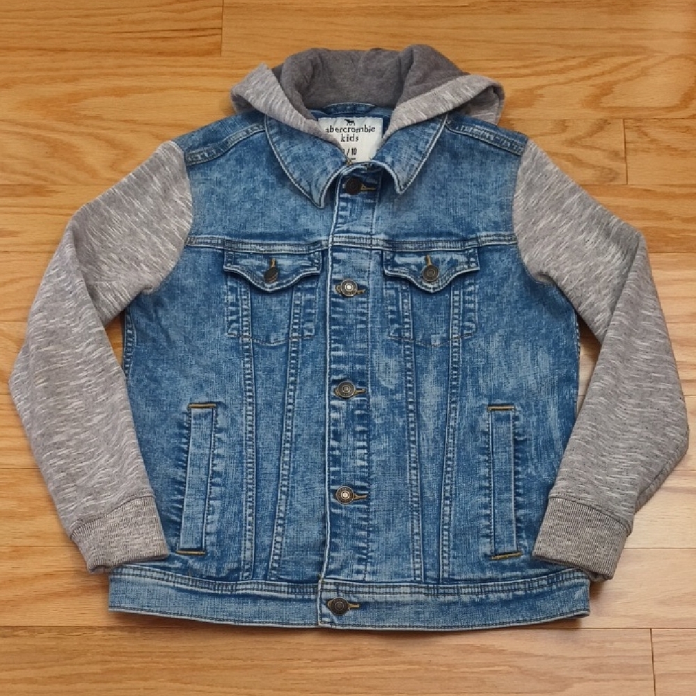Abercrombie Kids Blue Denim Jacket with Gray Sleeves Size 9/10 GU